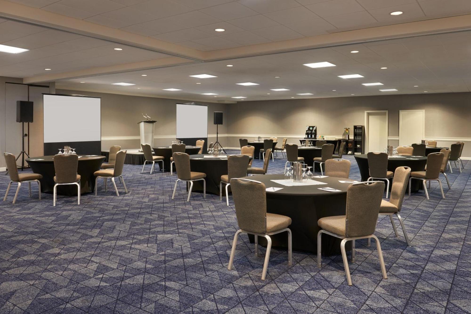 Hotel Courtyard By Marriott Ottawa Downtown Esterno foto
